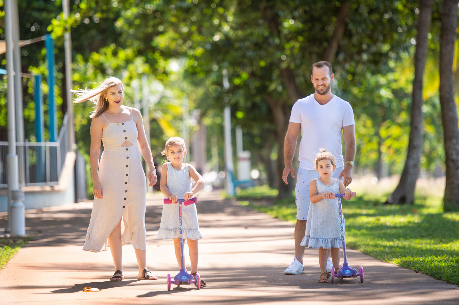 Photographs in Townsville to illustrate the Queensland Government Department of Transport and Main Roads, Walking Strategy